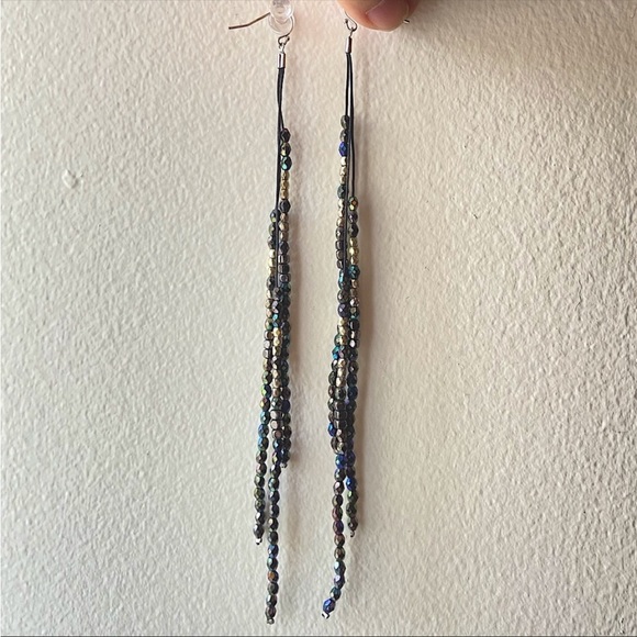 Multicoloured beaded earrings UO - Picture 1 of 3